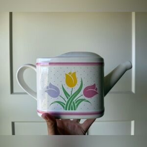 ADORABLE vintage tulip flower pot/ceramic water can for decor
